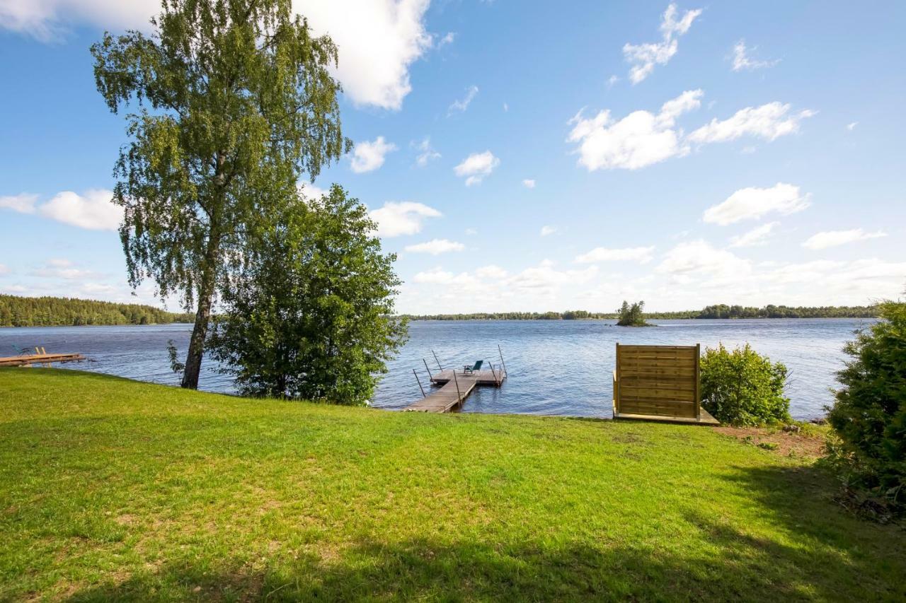 Holiday Lakefront House Bjorkoby Buitenkant foto